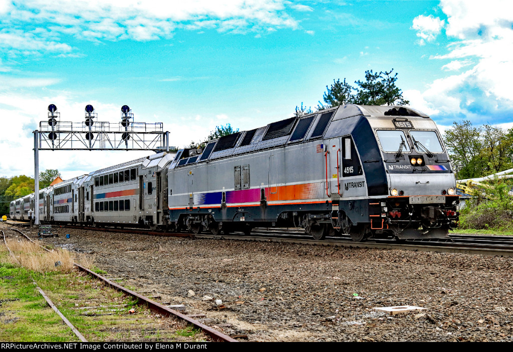 NJT 4515 on train 1161